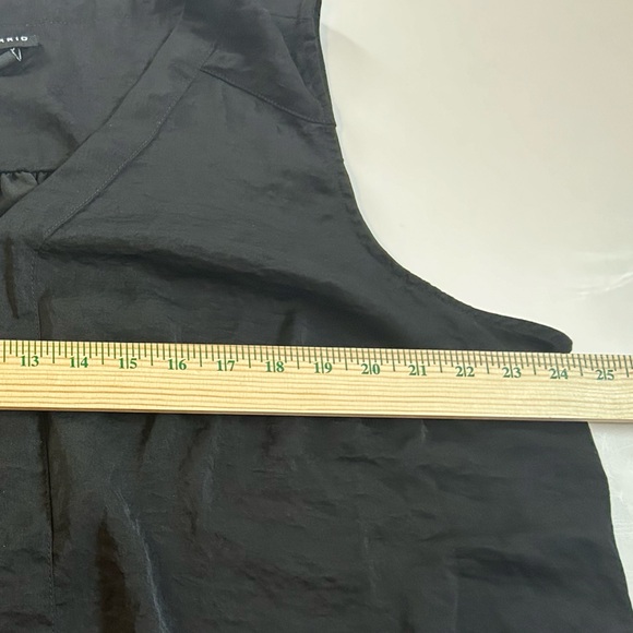 Torrid V Neck Sleeveless Top - Picture 4 of 5
